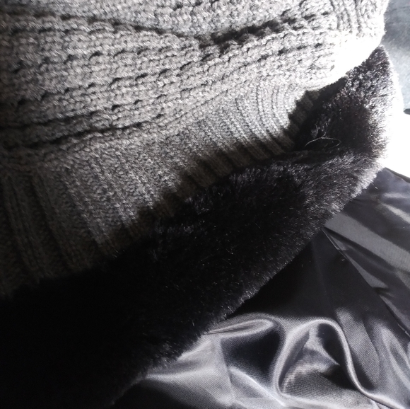 Girl's winter jacket size large from 12 One? - Picture 7 of 8